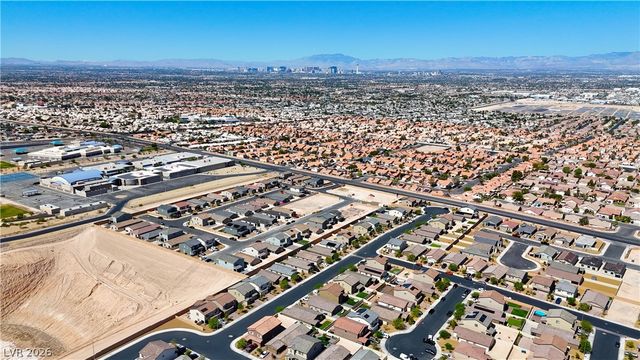 6808 Warthog Avenue, Las Vegas, NV 89156