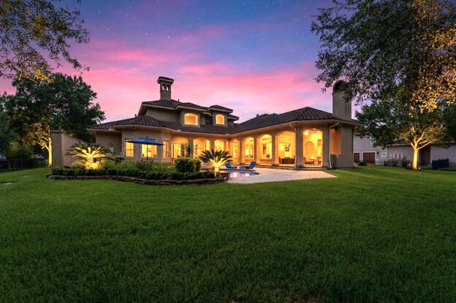 28427 Woodsons Lake Drive, Spring, TX 77386