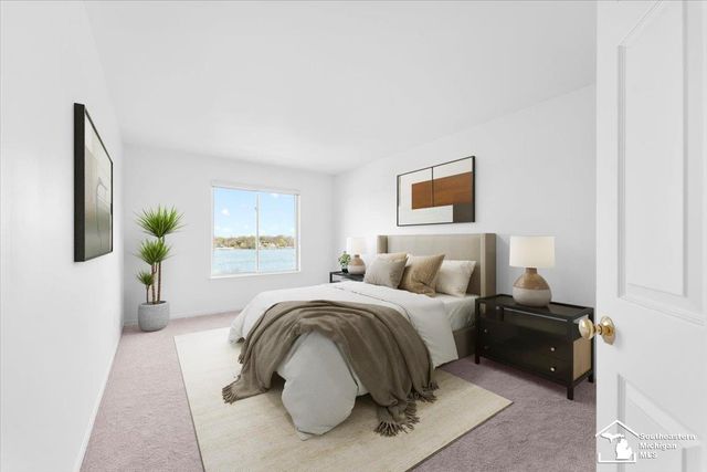 2767 Riverside Drive, Trenton, MI 48173