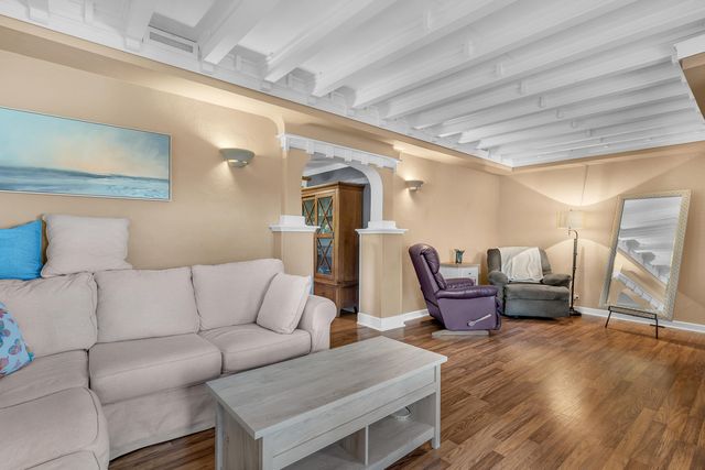 5587 W In-10, Demotte, IN 46310