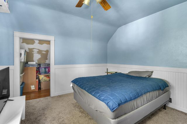 5587 W In-10, Demotte, IN 46310