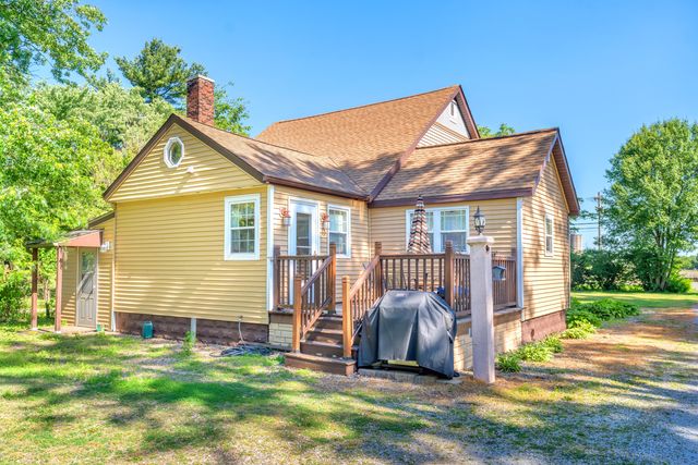 5587 W In-10, Demotte, IN 46310
