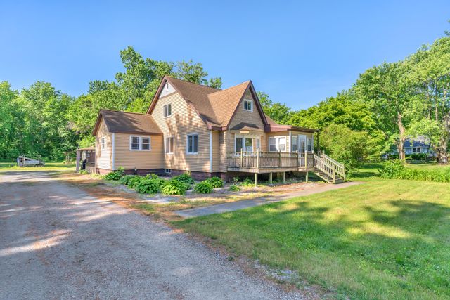 5587 W In-10, Demotte, IN 46310