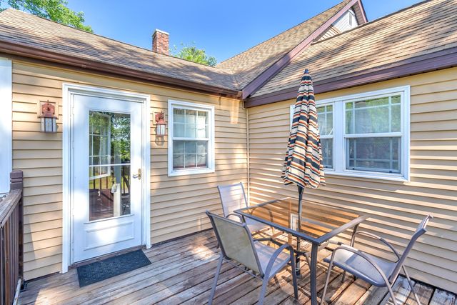 5587 W In-10, Demotte, IN 46310