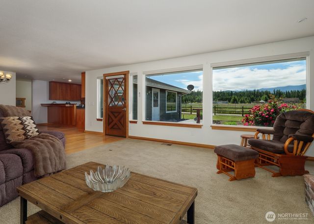 214 Edmonson Drive, Sequim, WA 98382