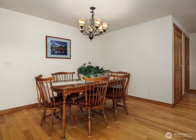 214 Edmonson Drive, Sequim, WA 98382