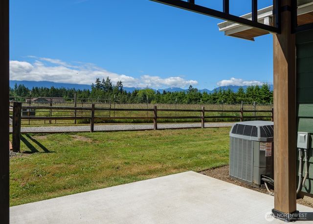 214 Edmonson Drive, Sequim, WA 98382