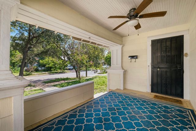 629 E PARK AVE, San Antonio, TX 78212