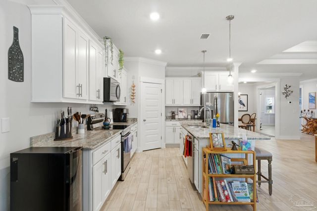 2078 Refuge Cir, Gulf Breeze, FL 32563