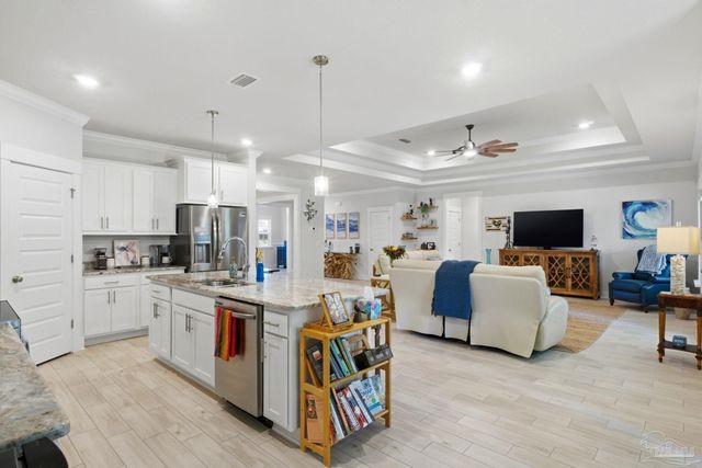 2078 Refuge Cir, Gulf Breeze, FL 32563