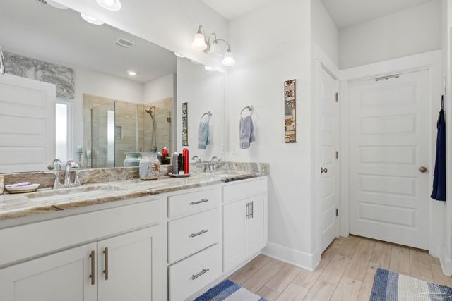 2078 Refuge Cir, Gulf Breeze, FL 32563