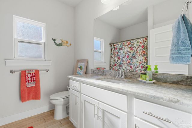 2078 Refuge Cir, Gulf Breeze, FL 32563