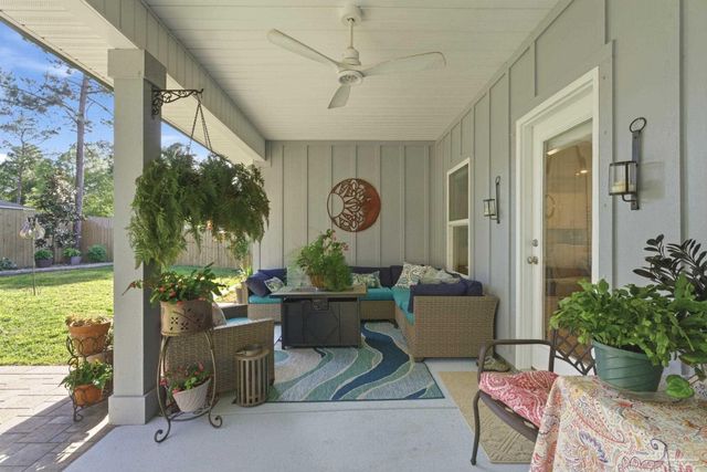 2078 Refuge Cir, Gulf Breeze, FL 32563