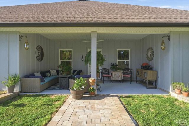 2078 Refuge Cir, Gulf Breeze, FL 32563