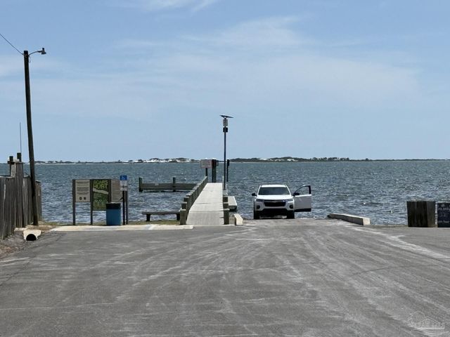 2078 Refuge Cir, Gulf Breeze, FL 32563