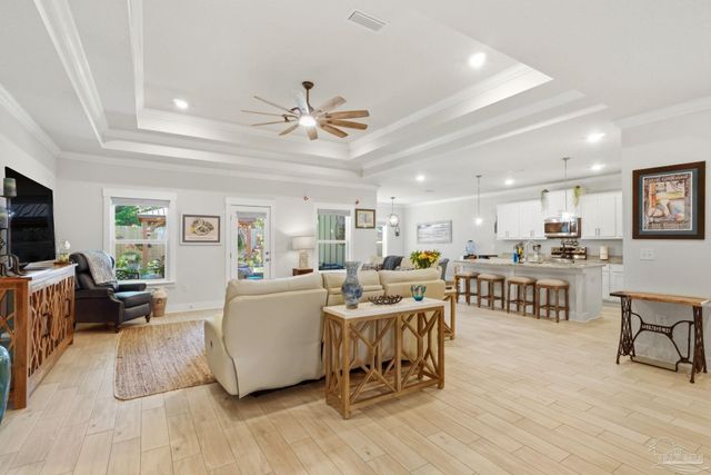 2078 Refuge Cir, Gulf Breeze, FL 32563