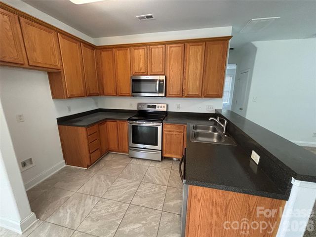 1701 Wilburn Park Lane NW, Charlotte, NC 28269