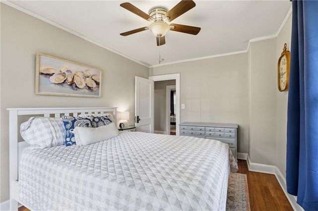 6133 BROOKSIDE Boulevard, Kansas City, MO 64113