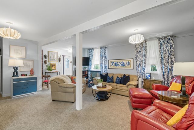348 Sam Houston Street, Mineral Wells, TX 76067