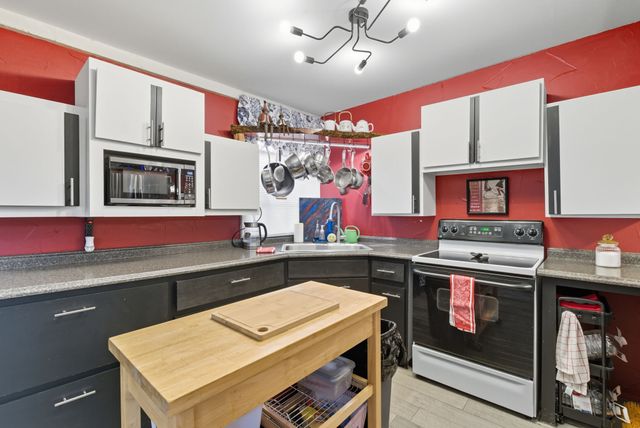 348 Sam Houston Street, Mineral Wells, TX 76067