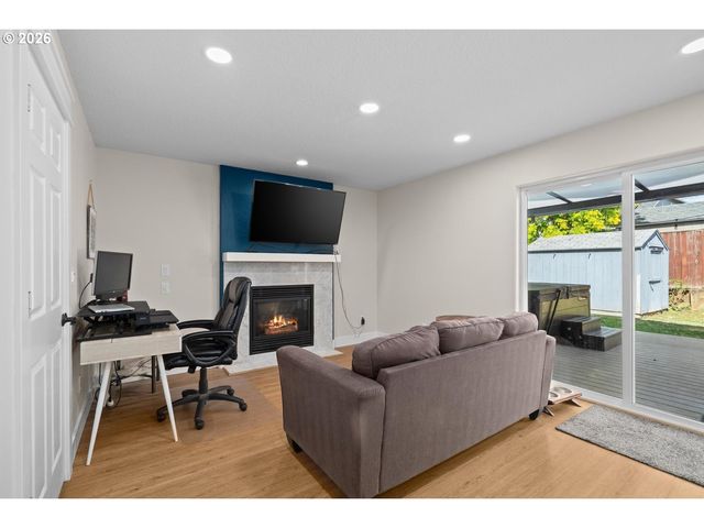 352 Se 68TH Ave, Hillsboro, OR 97123