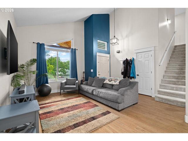 352 Se 68TH Ave, Hillsboro, OR 97123