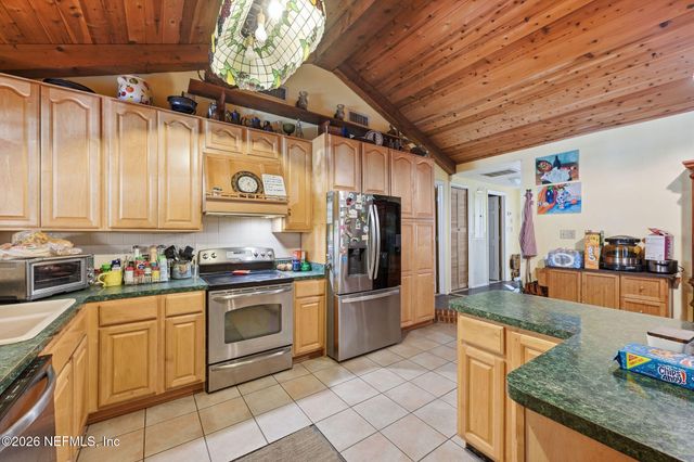 118 PARKIN Road, Pomona Park, FL 32181