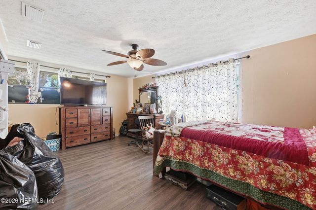 118 PARKIN Road, Pomona Park, FL 32181