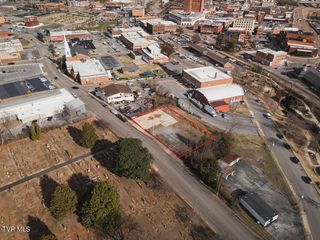 213 South Boone Street, Johnson City, TN 37604