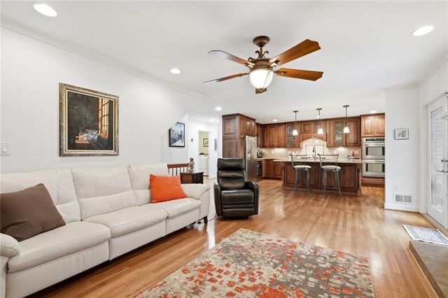 1076 Coronation Drive, Atlanta, GA 30338