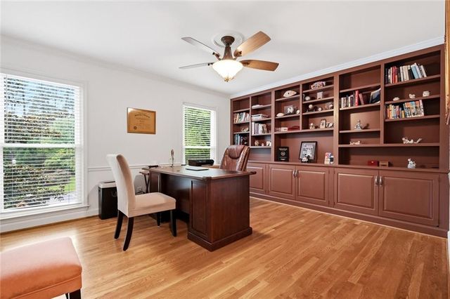1076 Coronation Drive, Atlanta, GA 30338