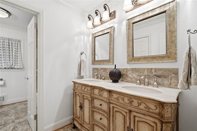 1076 Coronation Drive, Atlanta, GA 30338