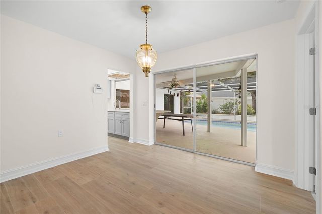 5254 VENETIAN BOULEVARD NE, St Petersburg, FL 33703