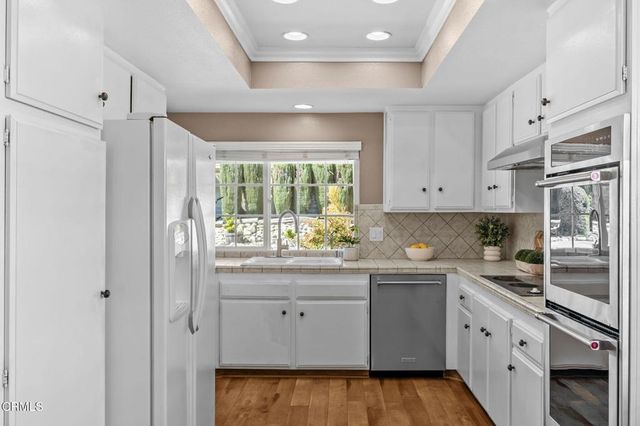 2061 N Albright Avenue, Upland, CA 91784