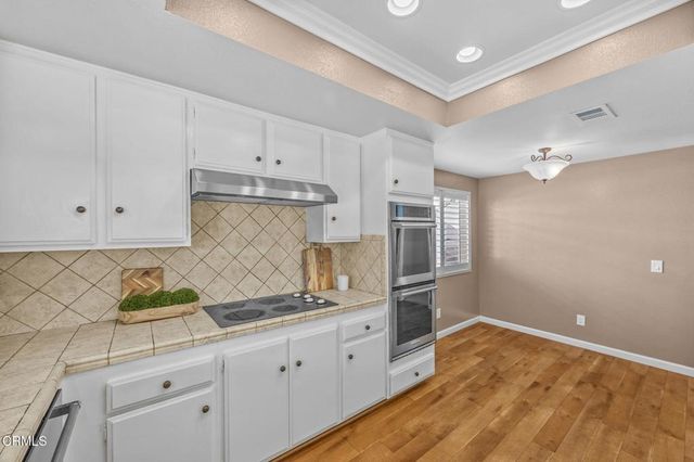 2061 N Albright Avenue, Upland, CA 91784