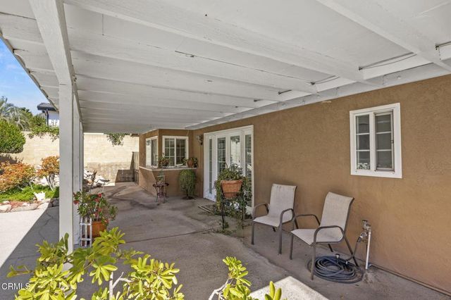 2061 N Albright Avenue, Upland, CA 91784