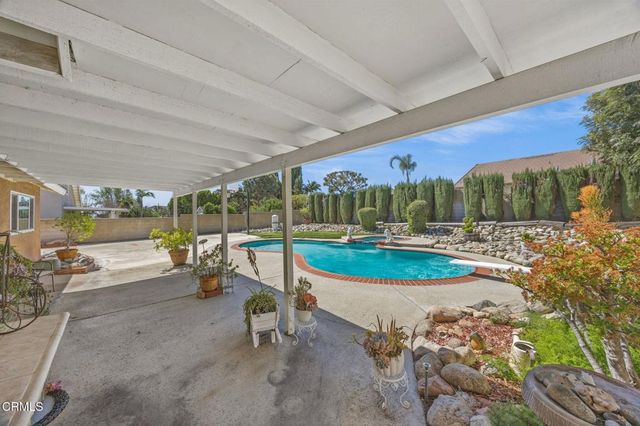 2061 N Albright Avenue, Upland, CA 91784