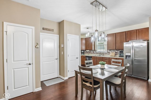 425 Dylan Drive, Avon, IN 46123