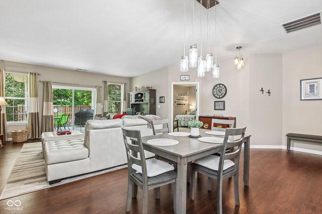425 Dylan Drive, Avon, IN 46123