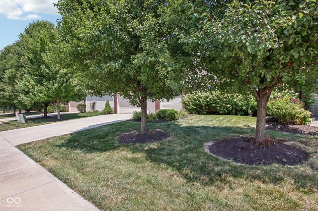 425 Dylan Drive, Avon, IN 46123