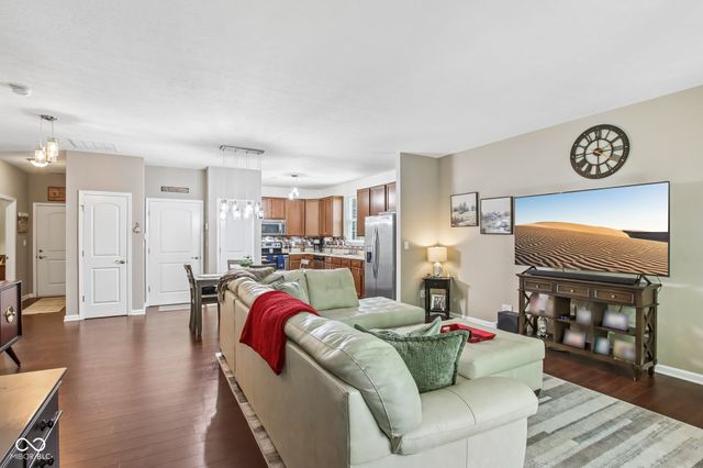 425 Dylan Drive, Avon, IN 46123