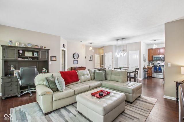 425 Dylan Drive, Avon, IN 46123