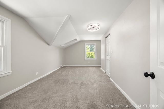 133 W Park Drive, Lombard, IL 60148