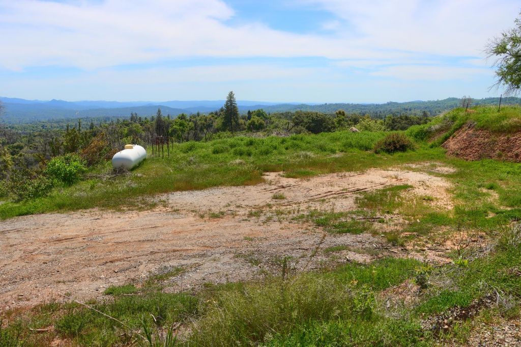 Image 12 of property listing at 4632 Triangle Road, Mariposa, CA 95338