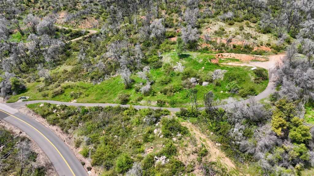 Image 25 of property listing at 4632 Triangle Road, Mariposa, CA 95338