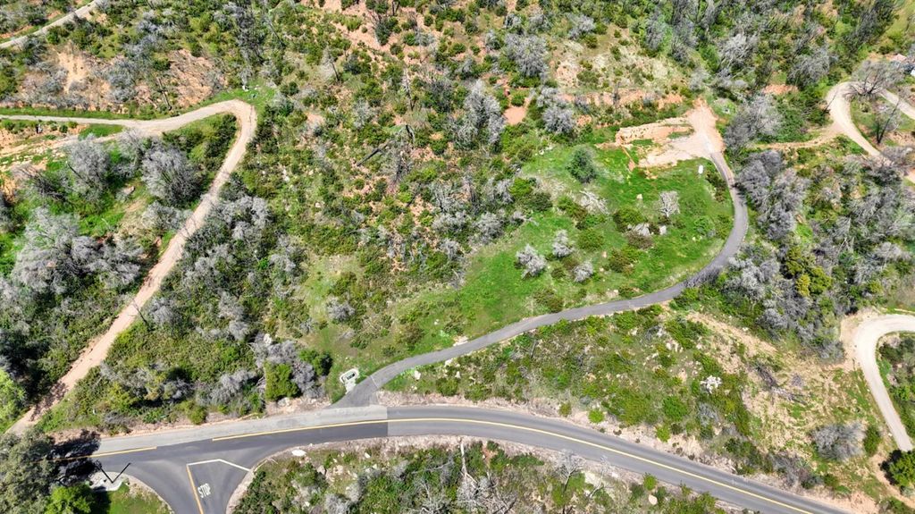 Image 5 of property listing at 4632 Triangle Road, Mariposa, CA 95338