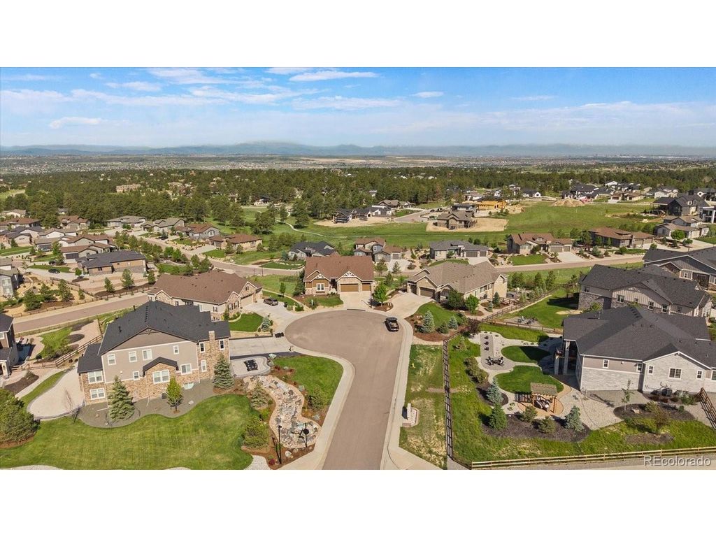 9826 Crimson Oak Ct, Parker, CO 80134