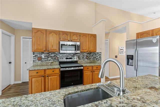 140 ALLISON AVENUE, Davenport, FL 33897