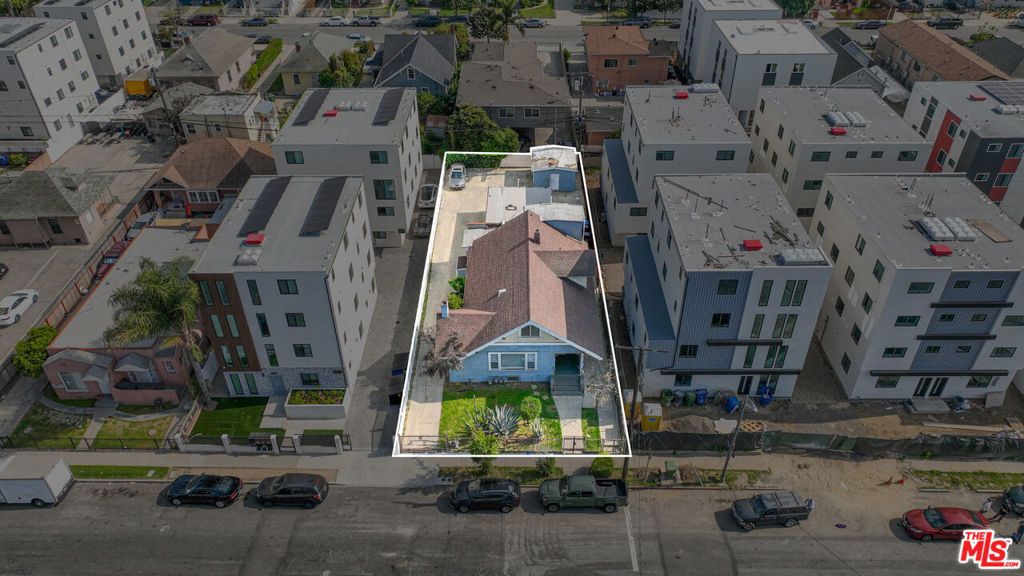 1318 W 35th Place, Los Angeles, CA 90007 — photo 4