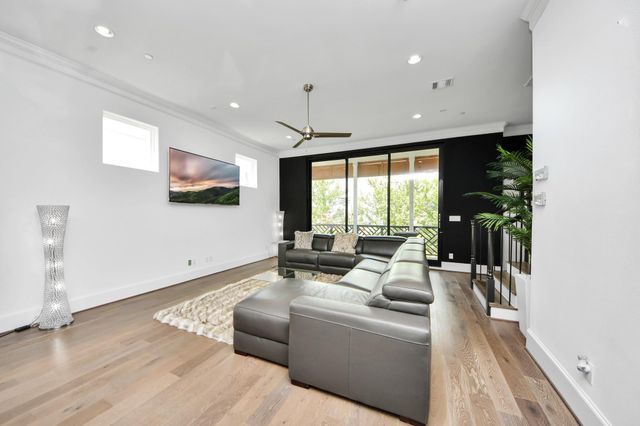 8724 Oak Kolbe Lane, Houston, TX 77080